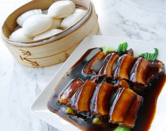 Stewed Pork in Brown Sauce and Steamed Buns （Big）東坡肉+荷葉夾 (大)